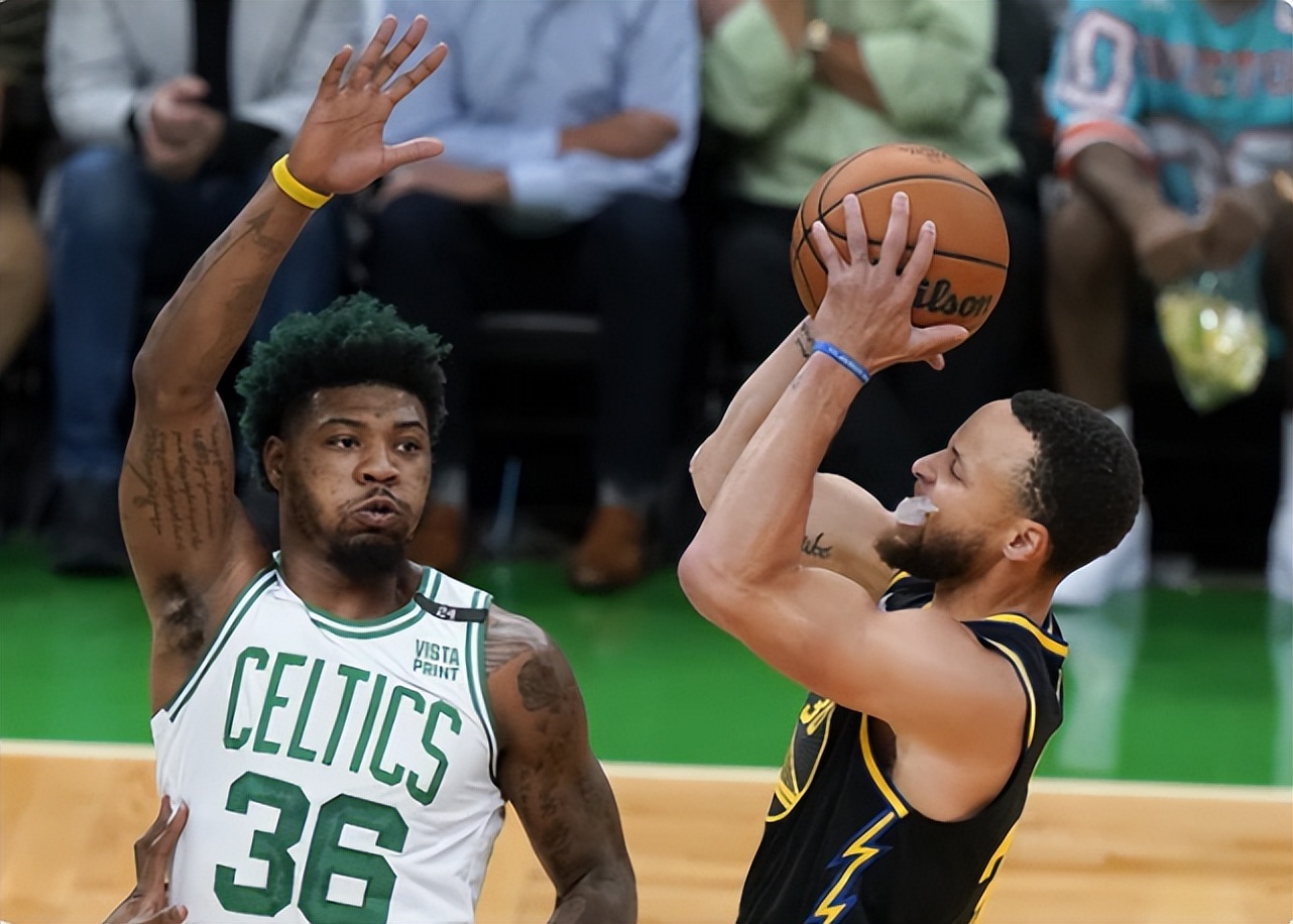 埃因霍温关键时刻篮板制胜塔图姆与90激战G2分钟,这一次真的资深球员宣示担的简单介绍 埃因霍温关键时刻篮板制胜塔图姆与90激战G2分钟,这一次真的资深球员宣示担的简单介绍